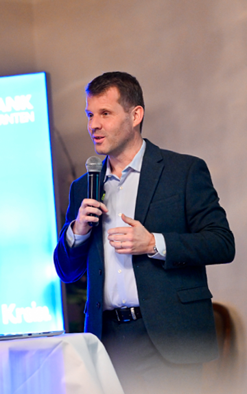 Prim. Priv.-Doz. Dr. Hannes Alber (Abteilungsvorstand für Innere Medizin und Kardiologie im Klinikum Klagenfurt am Wörthersee)